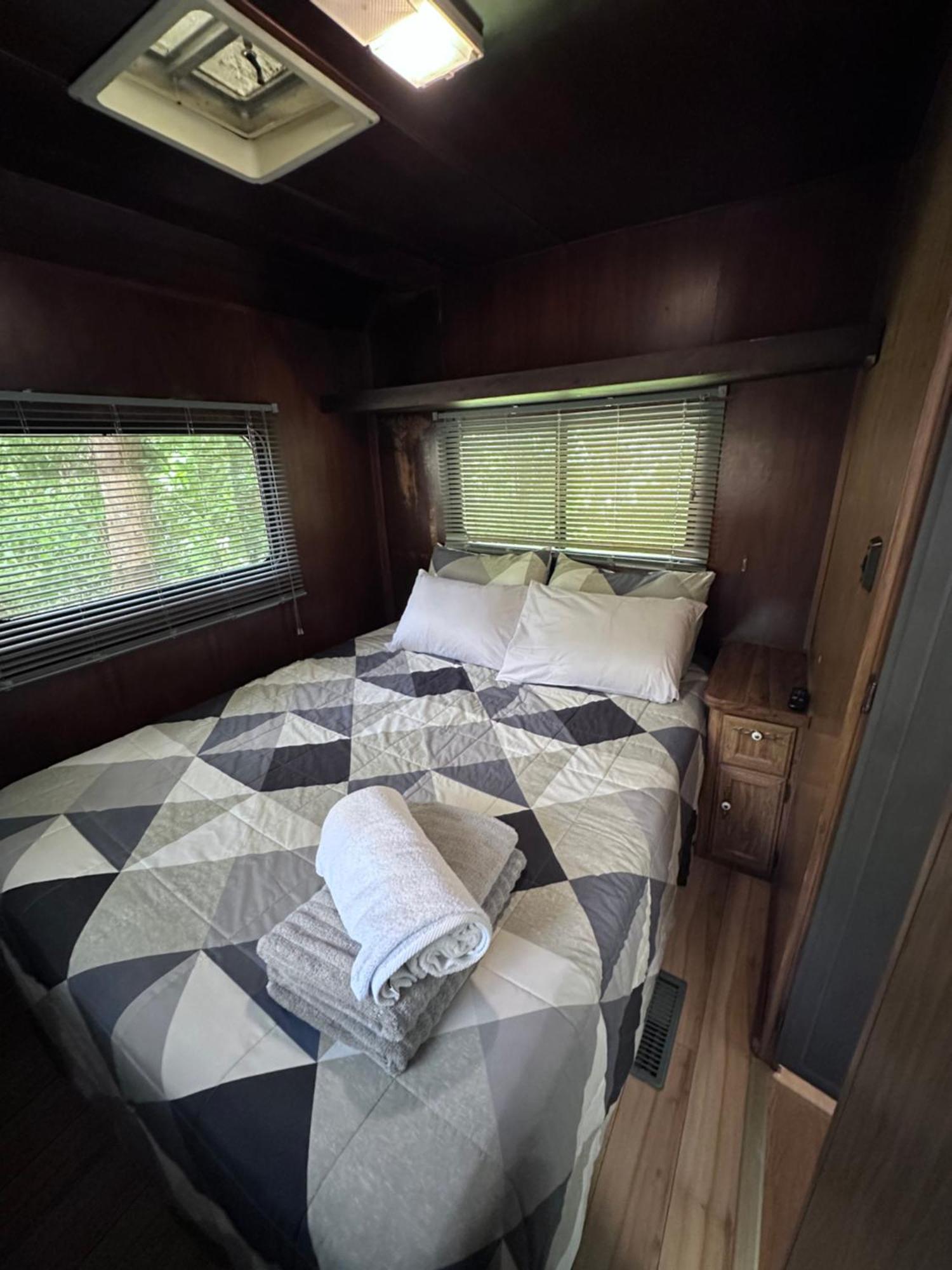Momotoh Camper Hotel Xpujil Exterior photo